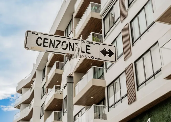 Seáak Cancun Rentals