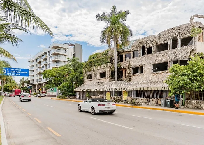 Seáak Cancun Rentals